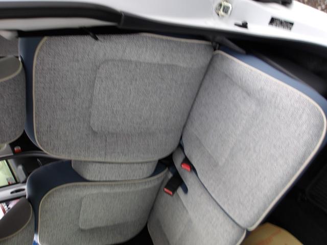 ムーヴキャンバス ストライプスＧ　衝突被害軽減ブレーキ　アイドリングストップ　白線逸脱警報　コーナーセンサー　誤発進抑制　横滑り防止装置　両側パワースライドドア　スマートキー　盗難防止装置　地デジ　ナビ　ＤＶＤ　ＳＤ　ＨＤＭＩ　ＥＴＣ（35枚目）