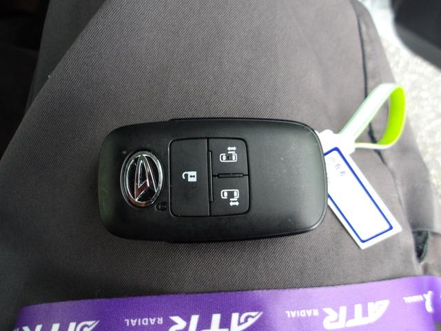 ムーヴキャンバス ストライプスＧ　衝突被害軽減ブレーキ　アイドリングストップ　白線逸脱警報　コーナーセンサー　誤発進抑制　横滑り防止装置　両側パワースライドドア　スマートキー　盗難防止装置　地デジ　ナビ　ＤＶＤ　ＳＤ　ＨＤＭＩ　ＥＴＣ（55枚目）