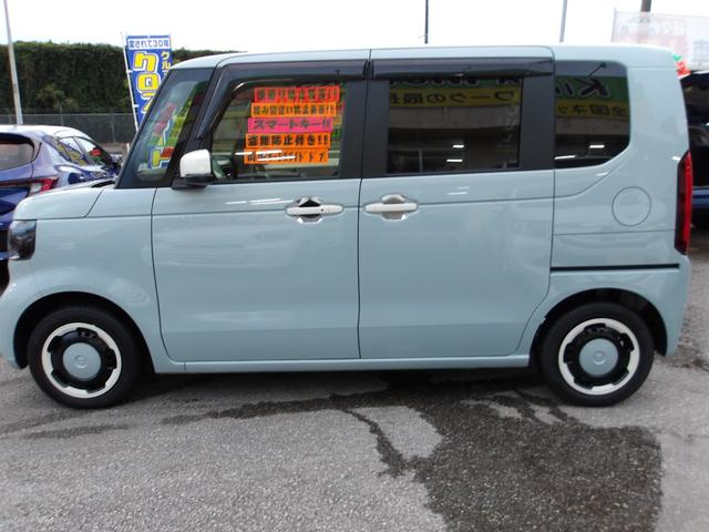 嘉手納本店・比謝支店・長浜本社工場・古堅第二工場の完備した販売店です。