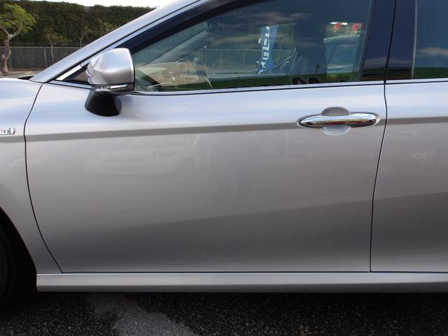 カムリ G 純正ナビ DVD Bluetooth バックモニター ETC LEDヘッドライト スペアキー パワーシート スペアタイヤ 衝突被害軽減ブレーキ 誤発進抑制機能 サイドエアバッグ クルーズコントロール(23枚目)