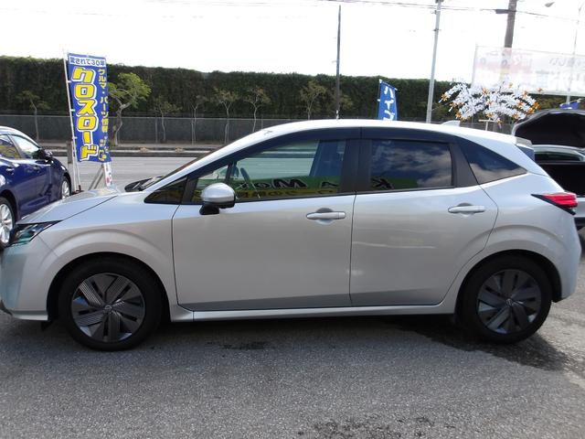 嘉手納本店・比謝支店・長浜本社工場・古堅第二工場の完備した販売店です。