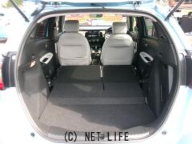 フィット ｅ：ＨＥＶホーム　横滑り防止装置　白線逸脱防止警報　衝突被害軽減ブレーキ　地デジナビ　Ｂｌｕｅｔｏｏｔｈ　ＥＴＣ　充電用ＵＳＢ　パーキングセンサー　前後ドライブレコーダー　ＣＤ　ＤＶＤ　ＳＤ　ＬＥＤヘッドライト（23枚目）