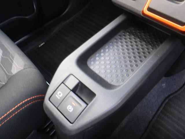 タフト G ワンオーナー・イクリプスフルセグTVナビ・バックカメラ・シートヒーター・プッシュスタート・パノラマルーフ(20枚目)