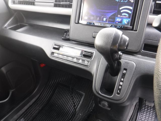 ワゴンR ハイブリッドFX ワンオーナ車・整備記録・DVDBluetoothオーディオ・プッシュスタート・HUD(18枚目)