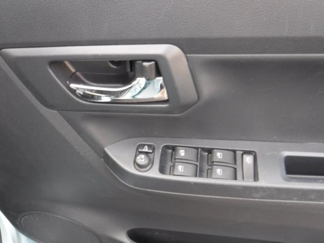 ミライース Ｘ　リミテッドＳＡＩＩＩ　ワンオーナー・走行２４，３００Ｋｍ・整備記録・Ｂｌｕｅｔｏｏｔｈ付きＣＤオーディオ・キーレス・リアワイパー（12枚目）