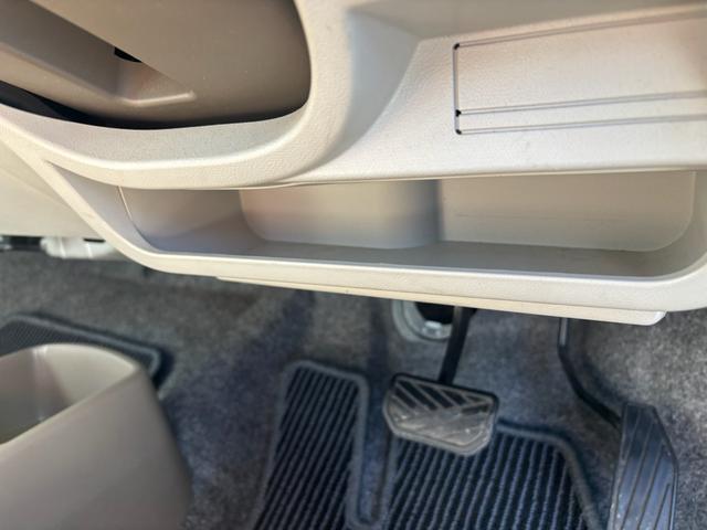 アルトエコ ＥＣＯ－Ｌ　新規中古車ユーザー下取り車　純正ＣＤオーディオ　電動格納ミラー　ライトレベライザー　ベージュインテリア　キーレスキー　アイドリングストップ（13枚目）
