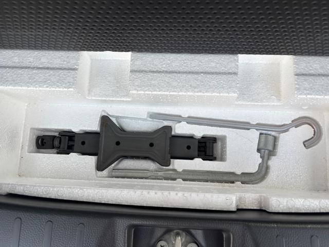 ワゴンＲ ＦＸ　新規中古車ユーザー下取り　車検Ｒ８年７月　純正ＣＤオーディオ　電動格納ミラー　キーレスキー　ベンチシート　ＡＵＴＯエアコン　アイドリングストップ　運転席シートヒーター　ｅｎｅ　ＣＨＡＲＧＥ（8枚目）