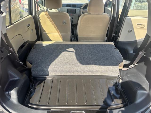 ミラ Ｘスペシャル　５速ＭＴマニュアル車　社外ＳＤナビ　Ｂｌｕｅｔｏｏｔｈオーディオ　手動サイドミラー　ライトレベライザー　キーレスキー　取説　車外アルミ　新品タイヤ４本交換済　ローダウン　社外エアクリーナー（5枚目）