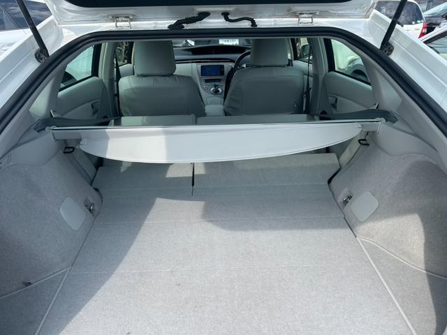 最新機器を取り入れた次世代自動車整備工場