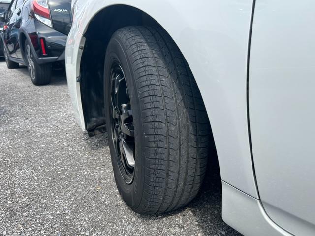 販売店も広々展示場完備！！総台数７０台展示！全メーカー新車も購入出来ちゃいます。