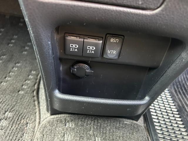 ヴォクシー ＺＳ　煌（11枚目）