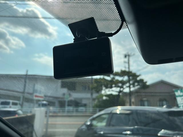 ヴォクシー ＺＳ　煌（13枚目）