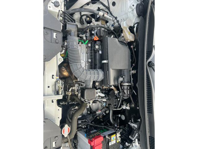 販売店も広々展示場完備！！総台数７０台展示！全メーカー新車も購入出来ちゃいます。