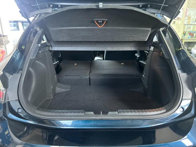 販売店も広々展示場完備！！総台数７０台展示！全メーカー新車も購入出来ちゃいます。