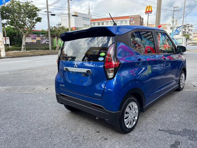 eKクロス M バックカメラ・Bluetooth・ドライブレコーダー・キーレスエントリー・スマートキー・DVD再生・LEDヘッドランプ・オートライト・オートマチックハイビーム・ベンチシート・シートヒーター(11枚目)