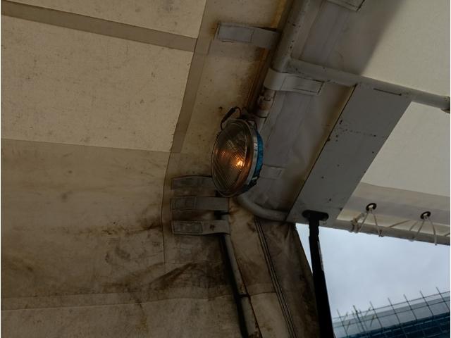 荷室ライト付き！