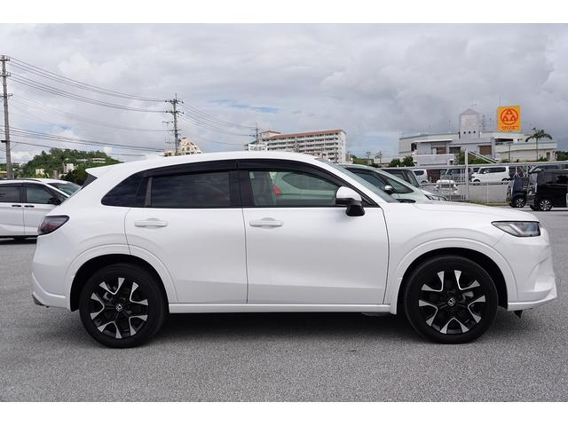 ZR-V e:HEVZ FOPナビ スマートキー、ETC、リアカメラ、カーナビ、オーディオCD、TV、フロアマット、ドアバイザー、マットガード 内地仕入れ防錆済 レザー Bカメラ サイドエアバック パワ-シ-ト ナビTV(4枚目)