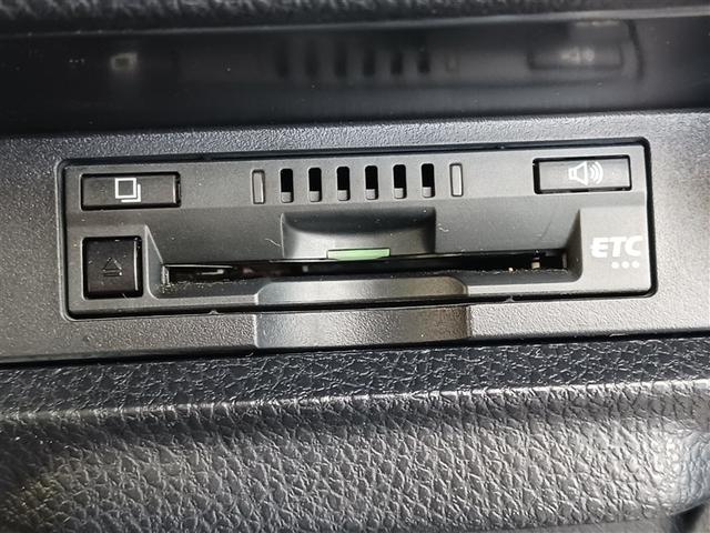 ノア ハイブリッドＧ　フルセグ　メモリーナビ　ＤＶＤ再生　ミュージックプレイヤー接続可　バックカメラ　衝突被害軽減システム　ＥＴＣ　電動スライドドア　ＬＥＤヘッドランプ　乗車定員７人　３列シート　記録簿（38枚目）