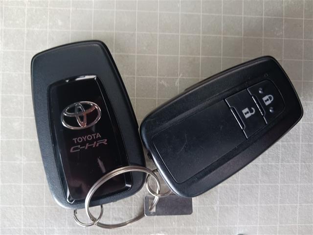 Ｃ－ＨＲ Ｇ　モード　ネロ　セーフティプラスＩＩ　フルセグ　メモリーナビ　ミュージックプレイヤー接続可　バックカメラ　衝突被害軽減システム　ＥＴＣ　ドラレコ　ＬＥＤヘッドランプ　記録簿（40枚目）