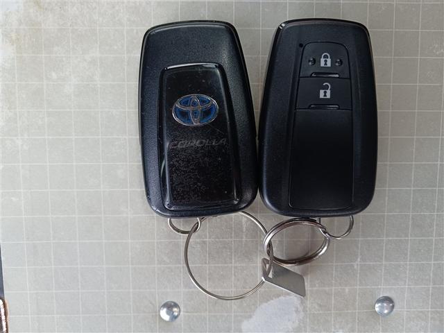 カローラツーリング ハイブリッド　Ｇ－Ｘ　メモリーナビ　ミュージックプレイヤー接続可　バックカメラ　衝突被害軽減システム　ＥＴＣ　ＬＥＤヘッドランプ（39枚目）