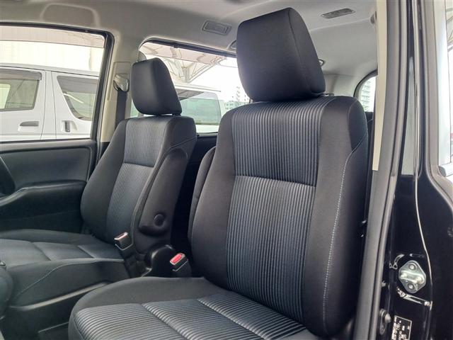 ヴォクシー ハイブリッドＺＳ　フルセグ　メモリーナビ　ＤＶＤ再生　ミュージックプレイヤー接続可　バックカメラ　衝突被害軽減システム　ＥＴＣ　ドラレコ　両側電動スライド　ＬＥＤヘッドランプ　乗車定員７人　３列シート　記録簿（16枚目）