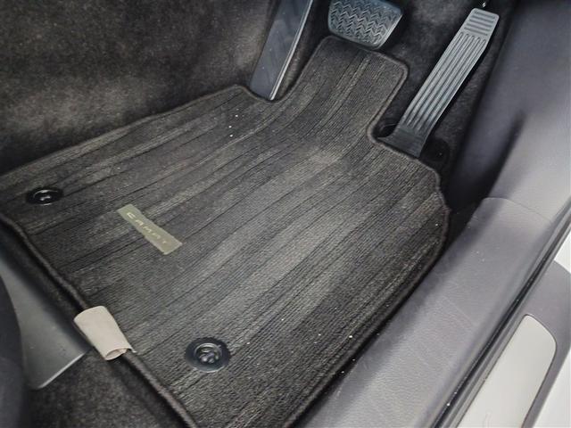 カムリ ＷＳレザーパッケージ　フルセグ　メモリーナビ　ＤＶＤ再生　ミュージックプレイヤー接続可　バックカメラ　衝突被害軽減システム　ＥＴＣ　ドラレコ　ＬＥＤヘッドランプ（39枚目）