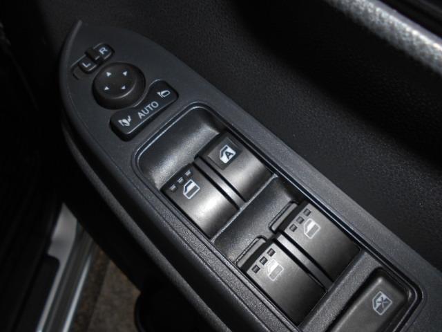 タント Ｘ　プッシュ式スタートボタン　シートヒーター　レーンアシスト　クリアランスソナー　ベンチシート　フルフラット　ウォークスルー　シートヒーター　ライトシルバー（15枚目）