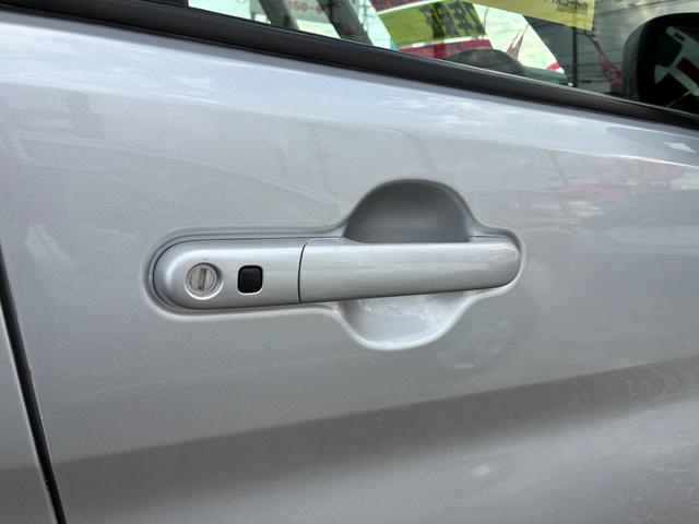 ソリオ G 社外ナビ・Bluetooth・ラジオ・AUX・ドライブレコーダー・バックカメラ・バックセンサー・ETC・左側電動スライドドア・オートライト・オートマチックハイビーム・フルフラット・ウォークスルー(15枚目)
