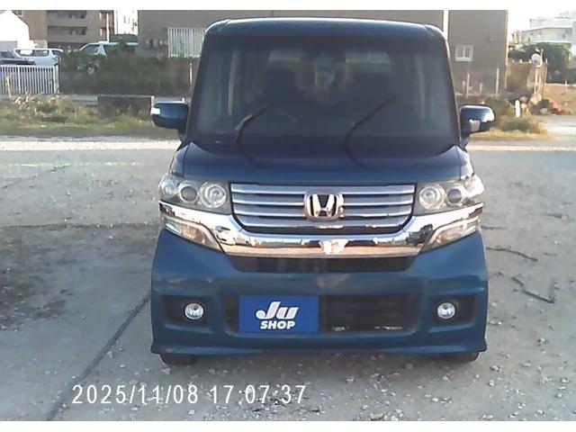 Ｎ－ＢＯＸカスタム Ｇ・Ｌパッケージ　事故無し　走行１０万キロ代　ナビ　テレビ　ドラレコ　バックカメラ　左パワースライドドア　プッシュスタート　Ｂｌｕｅｔｏｏｔｈ　後部座席モニター　　スマートキー　アイドリングストップ　エコ　ＤＶＤ再生