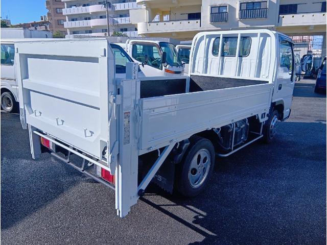 スイッチ両サイドにあります