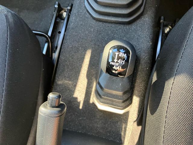 ジムニー XL ユーザー買取車 ワンオーナー MT ひょう害(29枚目)