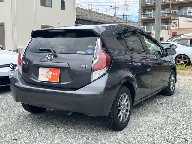 アクア Ｇ　ナビ　バックカメラ　クルーズコントロール　ＴＶ　スマートキー（7枚目）