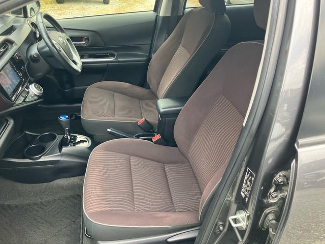 アクア Ｇ　ナビ　バックカメラ　クルーズコントロール　ＴＶ　スマートキー（31枚目）