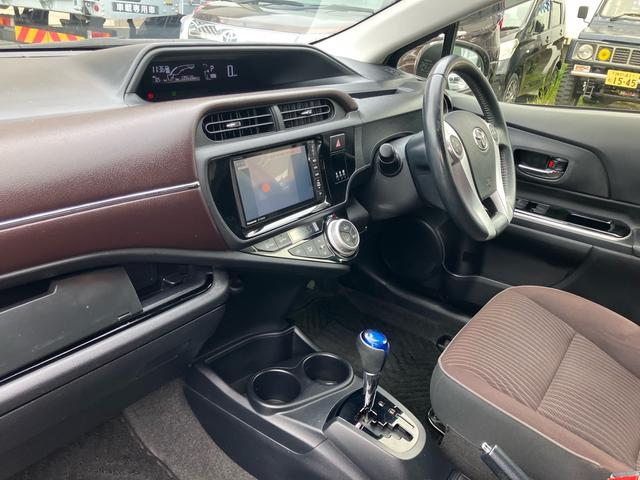アクア Ｇ　ナビ　バックカメラ　クルーズコントロール　ＴＶ　スマートキー（32枚目）