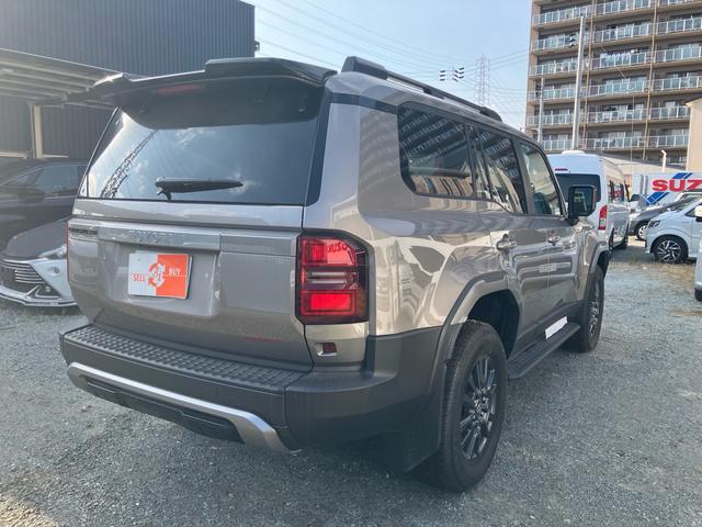 ランドクルーザー２５０ ＶＸ　サンルーフ　７人乗り　ＪＢＬ　トヨタチームメイト　メーカーナビ　全方位カメラ　デジタルインナーミラー（10枚目）