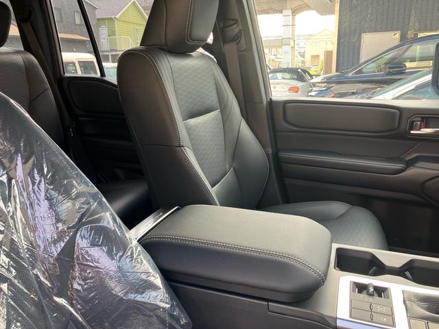 ランドクルーザー２５０ ＶＸ　サンルーフ　７人乗り　ＪＢＬ　トヨタチームメイト　メーカーナビ　全方位カメラ　デジタルインナーミラー（23枚目）