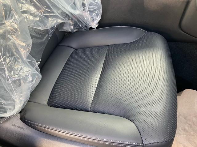 ランドクルーザー２５０ ＶＸ　サンルーフ　７人乗り　ＪＢＬ　トヨタチームメイト　メーカーナビ　全方位カメラ　デジタルインナーミラー（25枚目）