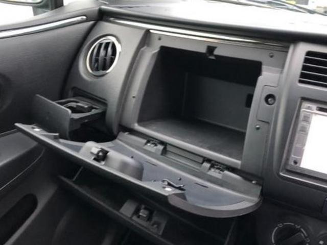 セルボ Ｔ　４ＷＤターボ　ＡＴ　シートヒーター　純正ナビ（ワンセグＴＶ）　記録簿　禁煙車　ワンオーナー　運転席エアバック　助手席エアバック　ＡＢＳ　盗難警報システム　衝突安全ボディ　キーレス　スマートキー（26枚目）