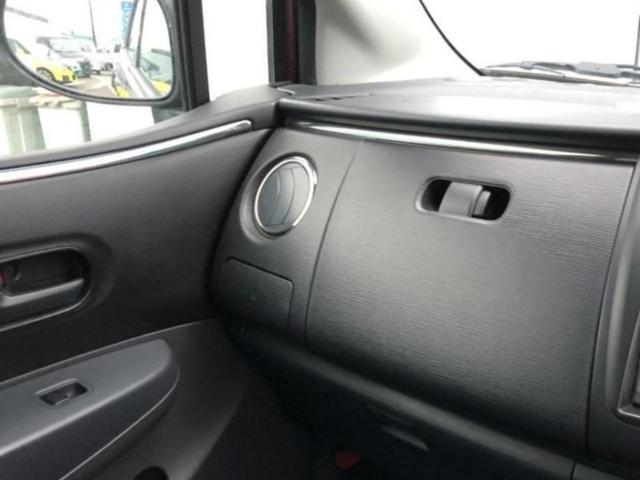 セルボ Ｔ　４ＷＤターボ　ＡＴ　シートヒーター　純正ナビ（ワンセグＴＶ）　記録簿　禁煙車　ワンオーナー　運転席エアバック　助手席エアバック　ＡＢＳ　盗難警報システム　衝突安全ボディ　キーレス　スマートキー（27枚目）