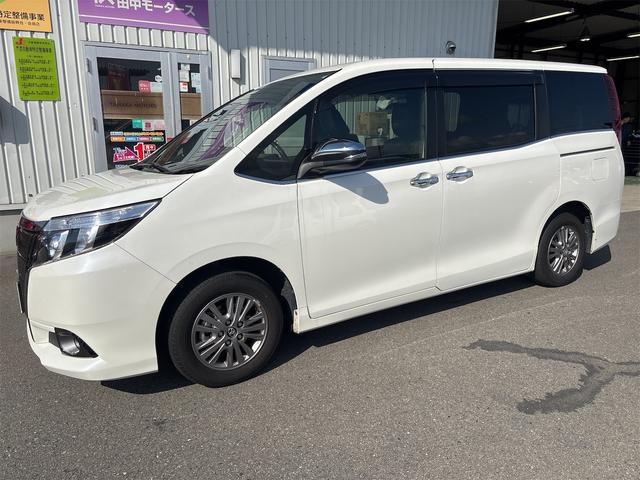 エスクァイア Gi ブラックテーラード Gi ブラックテーラード ワンオーナー アルパイン9インチナビ アルパインツィーター シートヒーター クルーズコントロール 両側パワースライドドア ハーフレザーシート 7人乗り Bluetooth(5枚目)