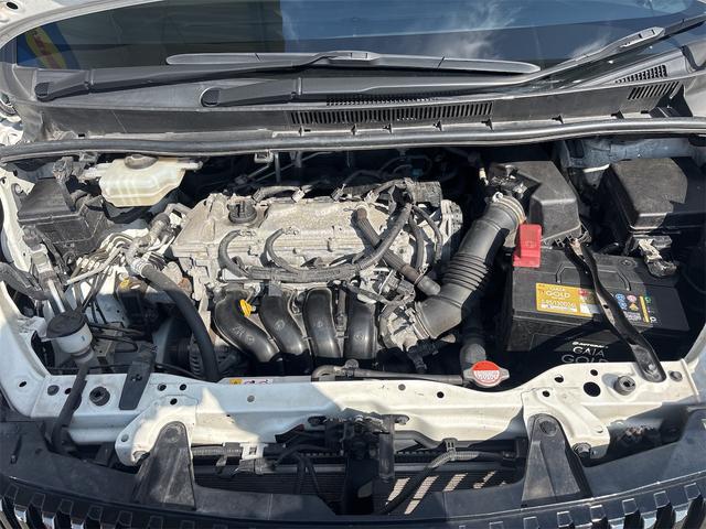 エスクァイア Gi ブラックテーラード Gi ブラックテーラード ワンオーナー アルパイン9インチナビ アルパインツィーター シートヒーター クルーズコントロール 両側パワースライドドア ハーフレザーシート 7人乗り Bluetooth(17枚目)