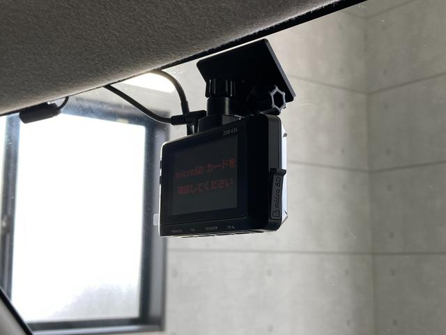 ムーヴキャンバス Ｇメイクアップリミテッド　ＳＡＩＩＩ　ナビＴＶ　全方位カメラ　両側パーワースライド　オートＬＥＤライト　衝突被害軽減システム　プッシュスタートスマートキー　ドラレコ　ＥＴＣ　電格ミラー　ＩＳＴＯＰ　ベンチシート　ＤＶＤ　ＡＢＳ（28枚目）