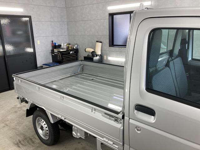 キャリイトラック ＫＣエアコン・パワステ農繁仕様　パートタイム４ＷＤ　キーレスエントリー　パワーウィンドー　リーフスプリング４枚　禁煙車　アイドルストップ　Ｗエアバッグ　オートライト　ＡＣ　ＰＳ　ＡＢＳ（5枚目）