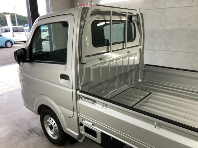 キャリイトラック ＫＣエアコン・パワステ農繁仕様　パートタイム４ＷＤ　キーレスエントリー　パワーウィンドー　リーフスプリング４枚　禁煙車　アイドルストップ　Ｗエアバッグ　オートライト　ＡＣ　ＰＳ　ＡＢＳ（11枚目）