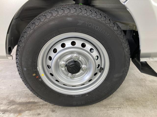 キャリイトラック ＫＣエアコン・パワステ農繁仕様　パートタイム４ＷＤ　キーレスエントリー　パワーウィンドー　リーフスプリング４枚　禁煙車　アイドルストップ　Ｗエアバッグ　オートライト　ＡＣ　ＰＳ　ＡＢＳ（31枚目）