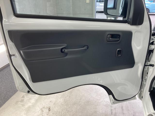 キャリイトラック ＫＣエアコン・パワステ農繁仕様　パートタイム４ＷＤ　リーフスプリング４枚　キーレスエントリー　禁煙車　パワーウィンドー　アイドルストップ　Ｗエアバッグ　ＡＣ　ＰＳ　ＡＢＳ（26枚目）