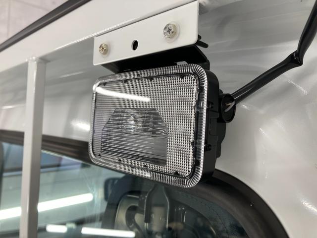 キャリイトラック ＫＣエアコン・パワステ農繁仕様　パートタイム４ＷＤ　リーフスプリング４枚　キーレスエントリー　禁煙車　パワーウィンドー　アイドルストップ　Ｗエアバッグ　ＡＣ　ＰＳ　ＡＢＳ（27枚目）