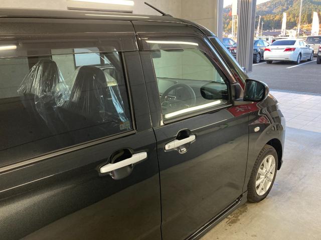 ムーヴ Ｇ　９型純正ディスプレーオーディオ　カープレイ対応　フルセグ　バックカメラ　ＬＥＤヘッドライト　両側スライド片側電動スライドドア　スマートキー　衝突被害軽減ブレーキ　オートエアコン　ステアリングスイッチ（7枚目）