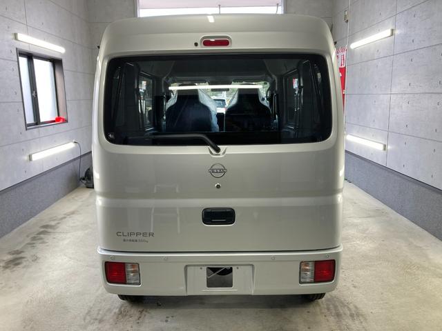 ＮＶ１００クリッパーバン ＤＸ　衝突被害軽減システム　キーレスキー　ＣＶＴ　両側スライドドア　パワーウィンドー　エコモード　禁煙車両　ＡＴライト　パワステ付き　エアコン　両席エアバック　インテリジェントエマージェンシーブレーキ（8枚目）