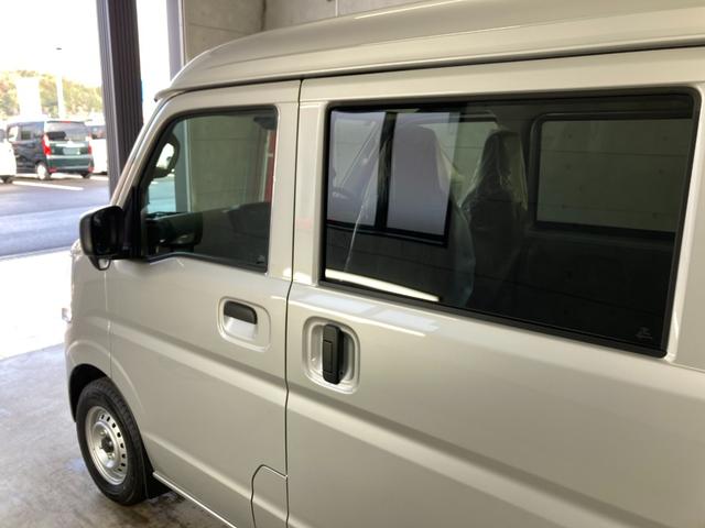 ＮＶ１００クリッパーバン ＤＸ　衝突被害軽減システム　キーレスキー　ＣＶＴ　両側スライドドア　パワーウィンドー　エコモード　禁煙車両　ＡＴライト　パワステ付き　エアコン　両席エアバック　インテリジェントエマージェンシーブレーキ（9枚目）